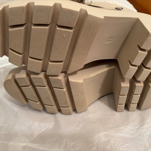 NWT Steve Madden Northern Boots - Picture 6 of 6